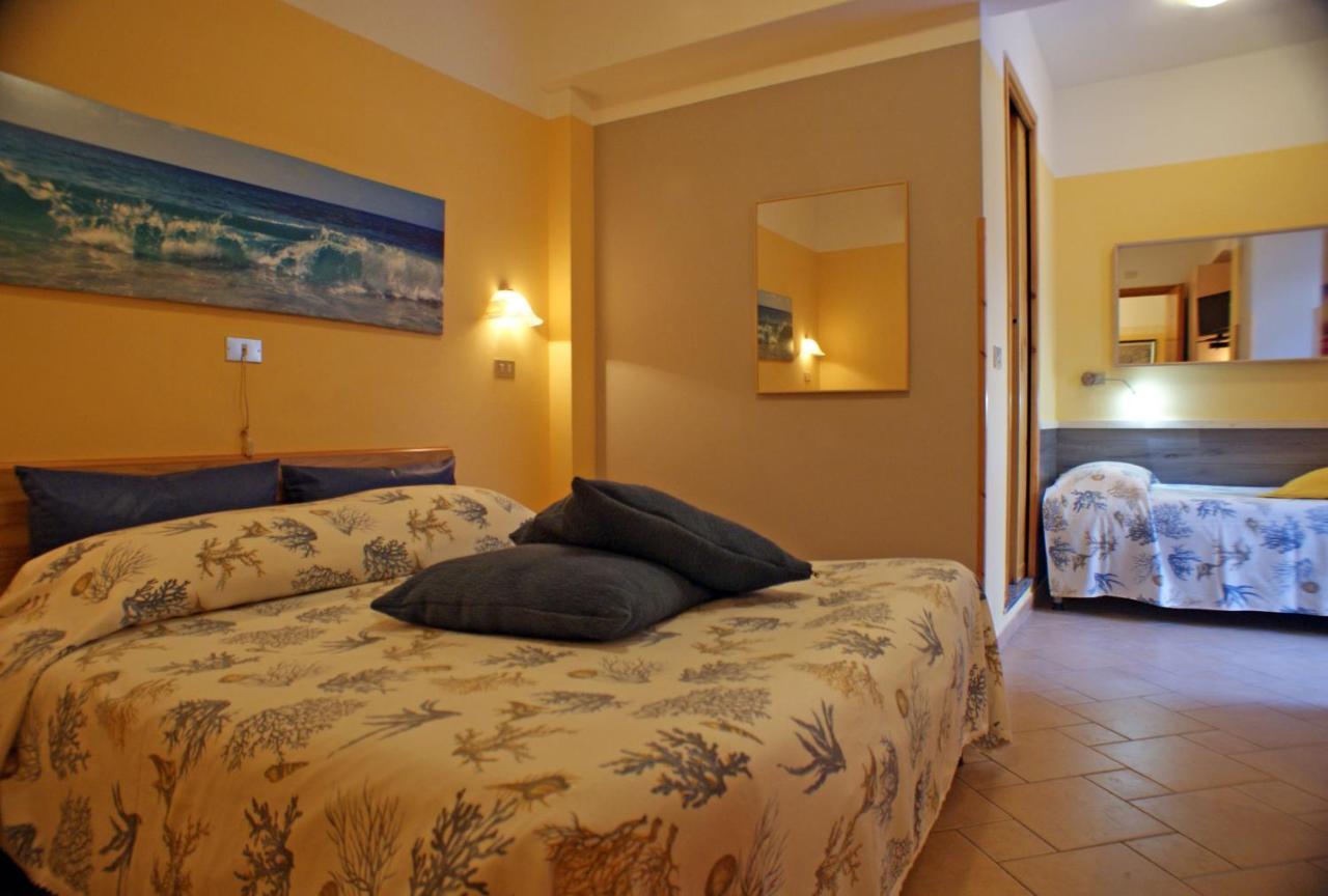 Albergo La Pineta Marina dʼMarina dʼAndora Pokój zdjęcie